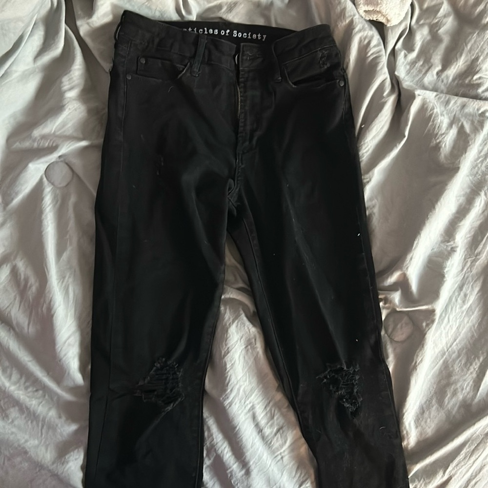 Black ripped jeans